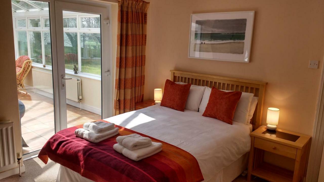 Bed and Breakfast Rush View Portrush Esterno foto