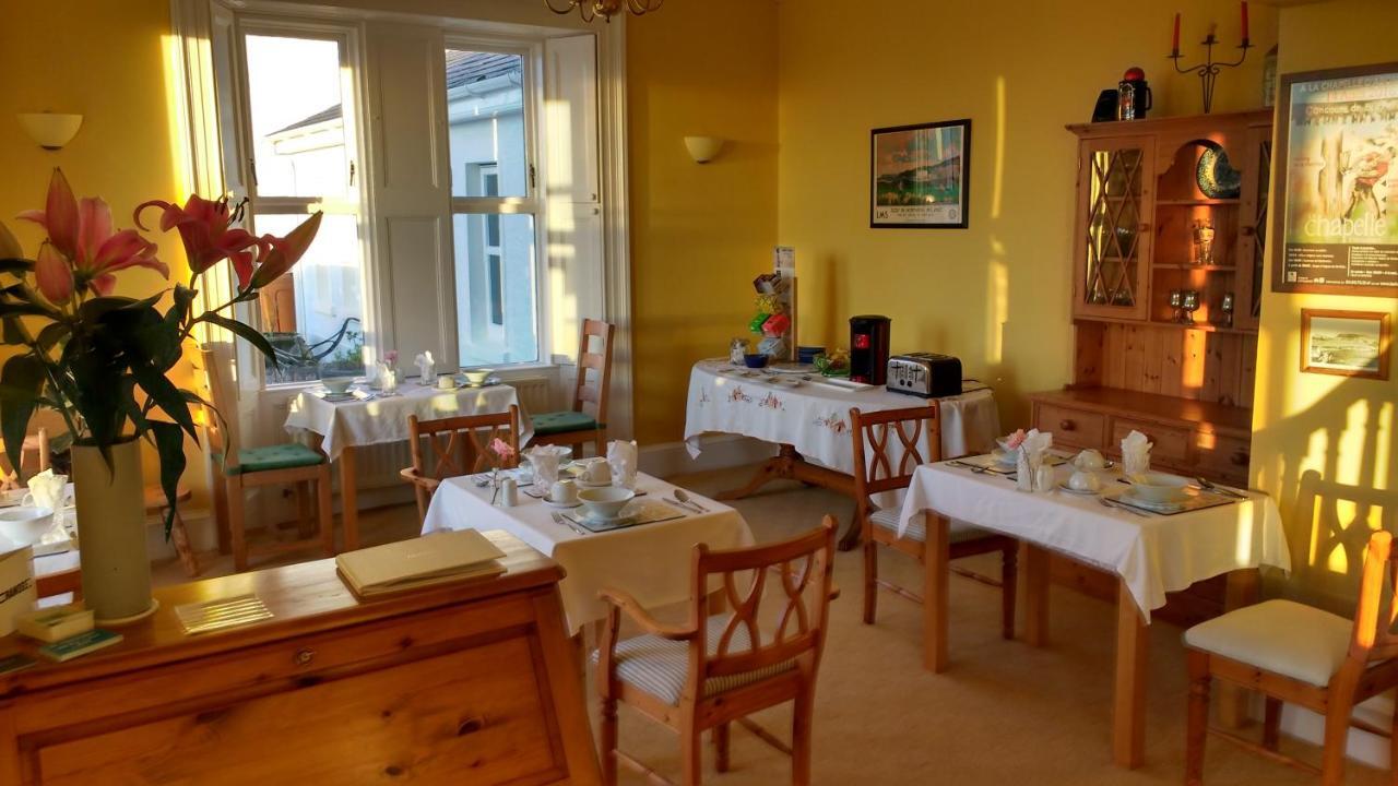 Bed and Breakfast Rush View Portrush Esterno foto
